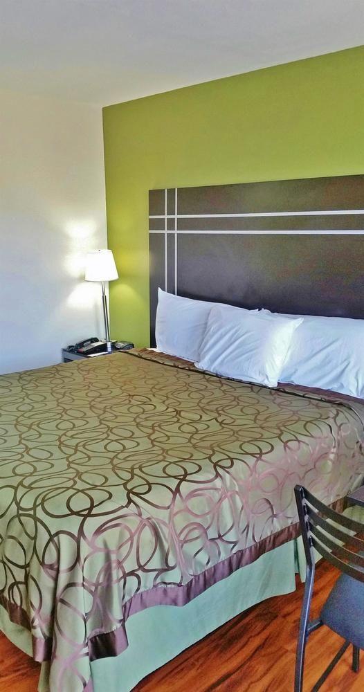 Americas Best Value Inn-Nashville/Airport South Zewnętrze zdjęcie