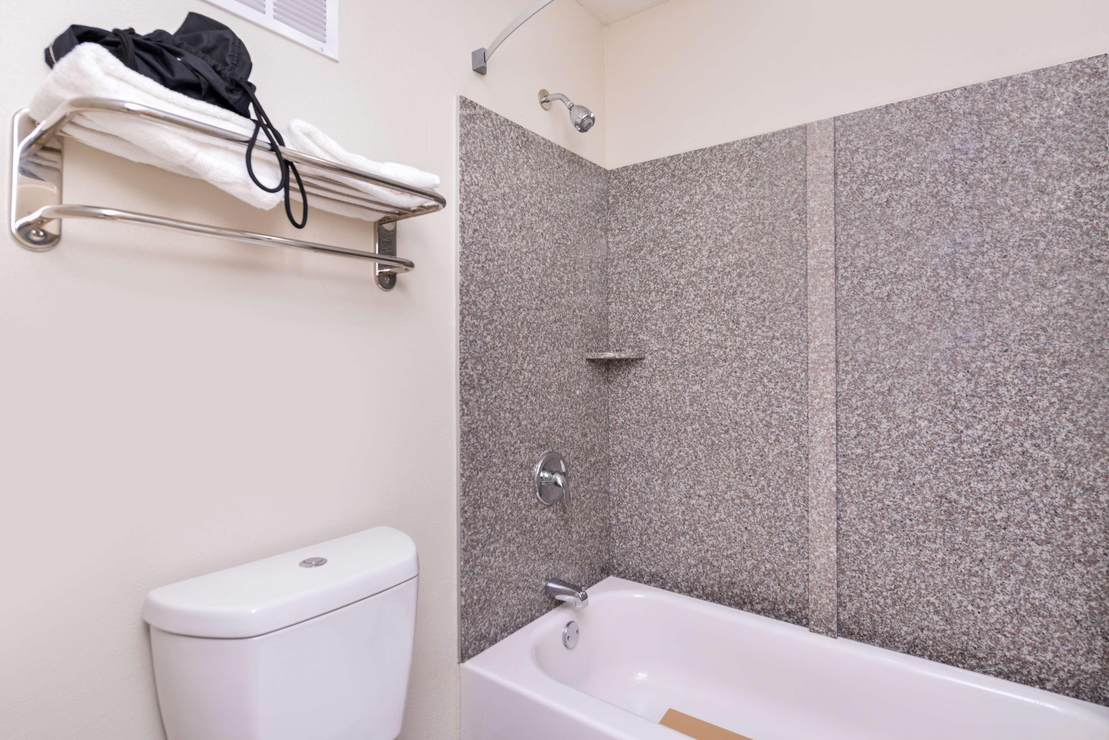 Americas Best Value Inn-Nashville/Airport South Zewnętrze zdjęcie