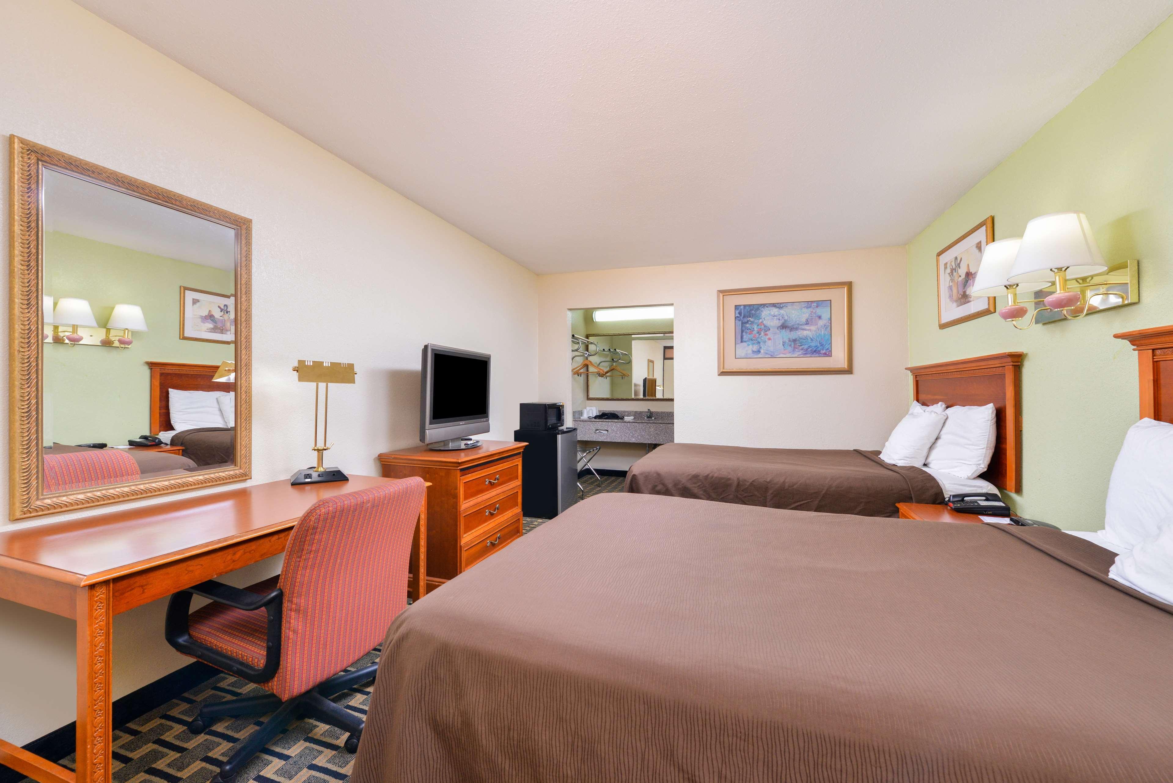 Americas Best Value Inn-Nashville/Airport South Zewnętrze zdjęcie