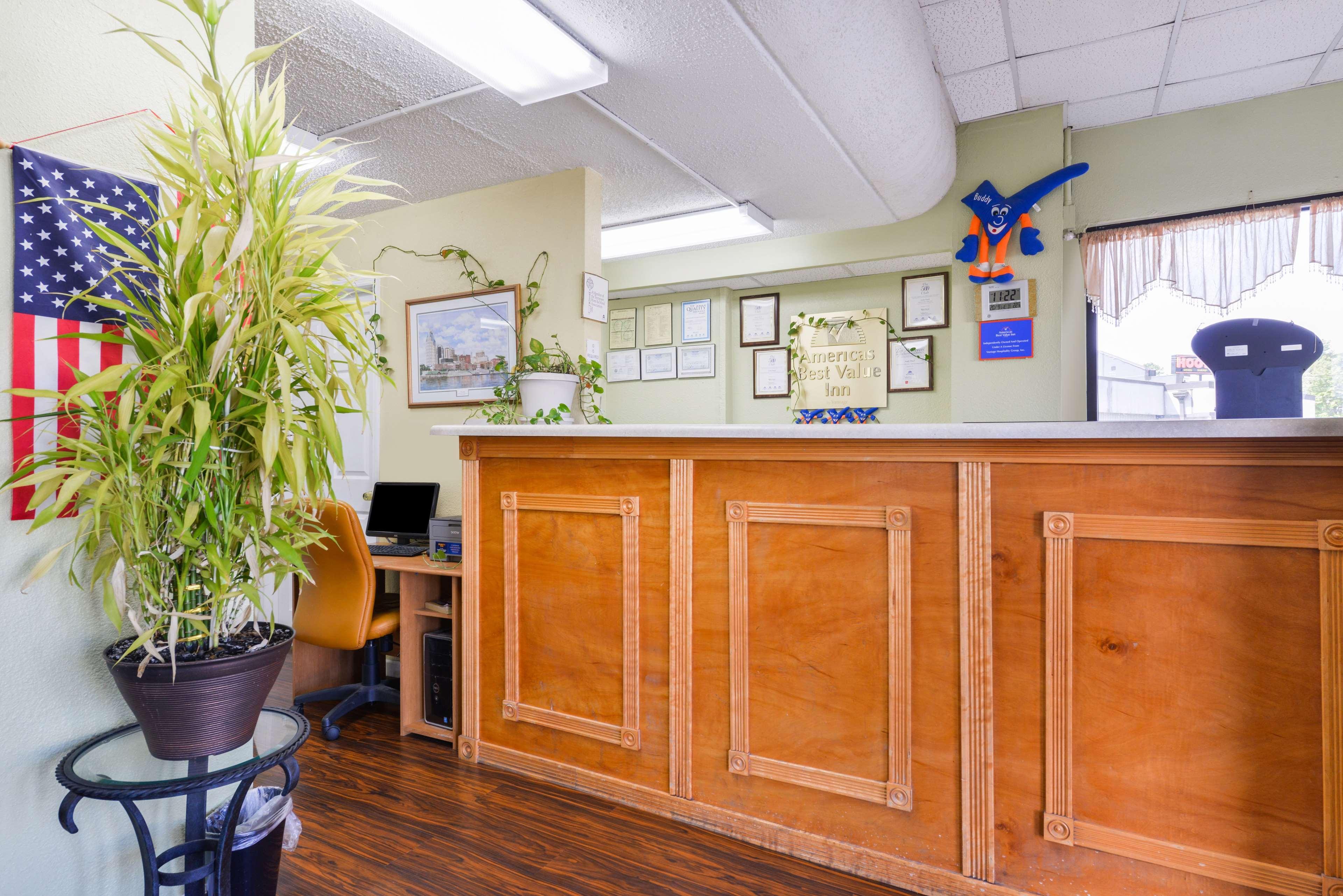 Americas Best Value Inn-Nashville/Airport South Zewnętrze zdjęcie