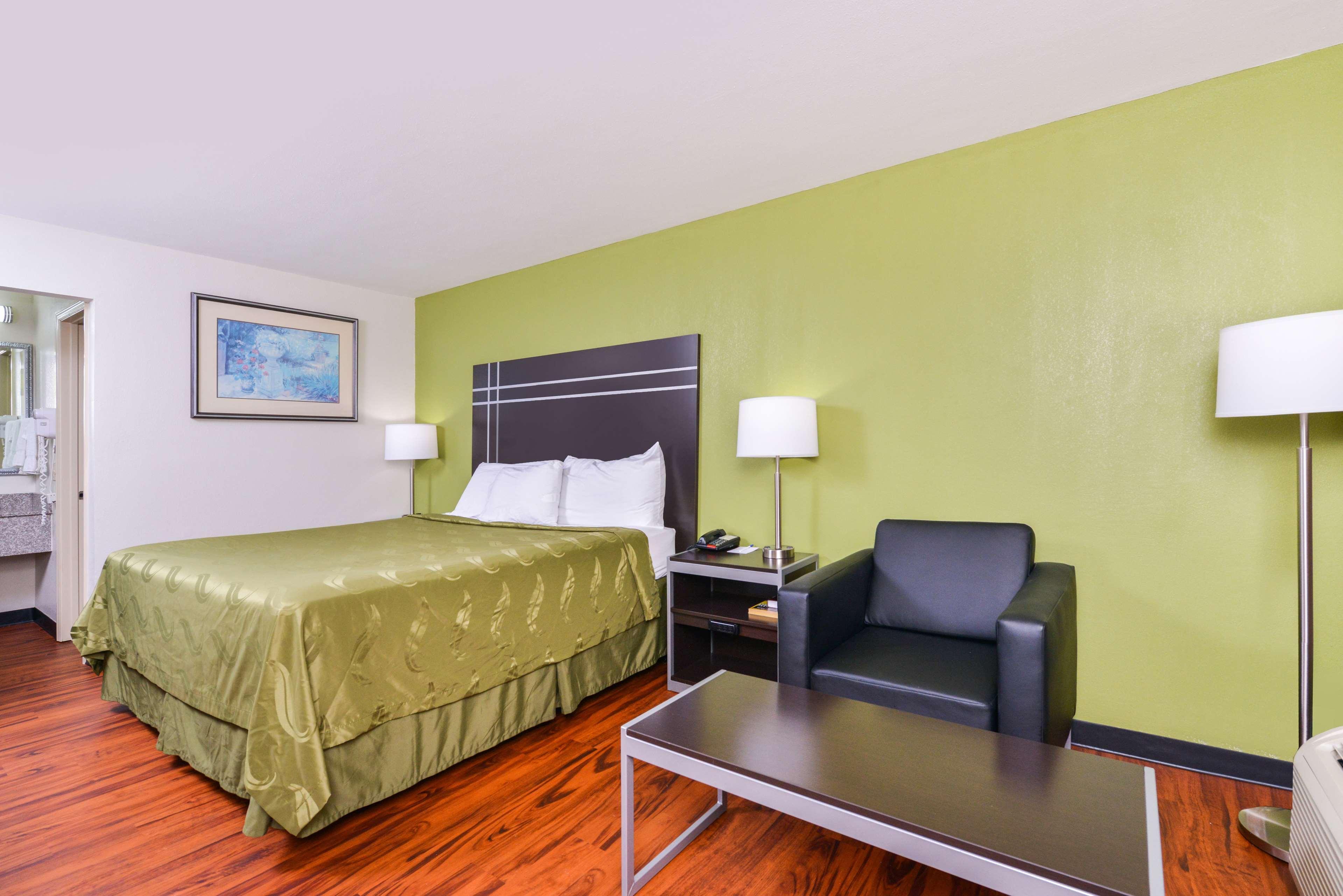 Americas Best Value Inn-Nashville/Airport South Zewnętrze zdjęcie