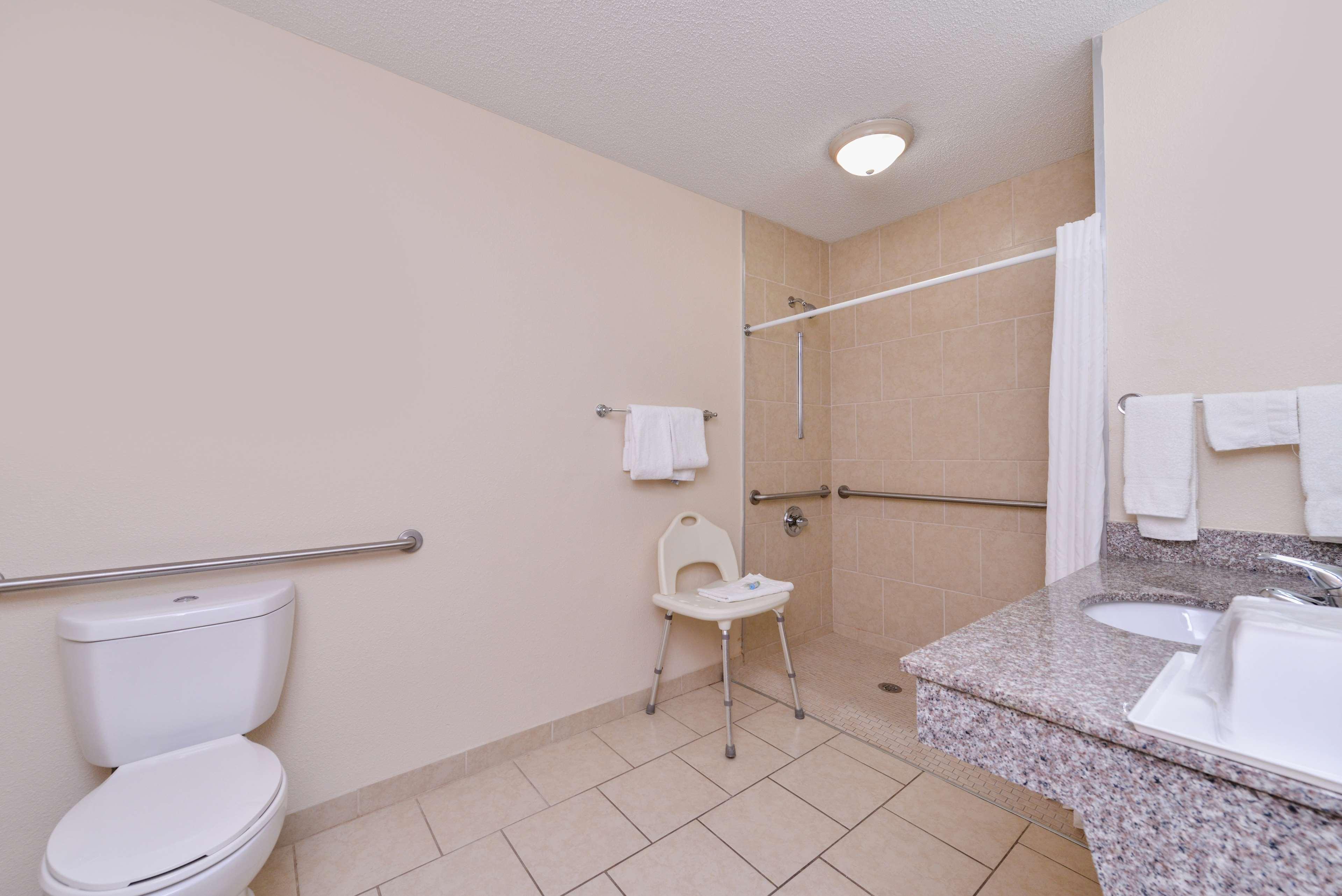 Americas Best Value Inn-Nashville/Airport South Zewnętrze zdjęcie